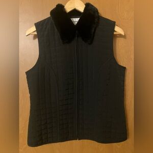 AGB Byer California Black Faux Fur Collar Full Zip Vest Size Large